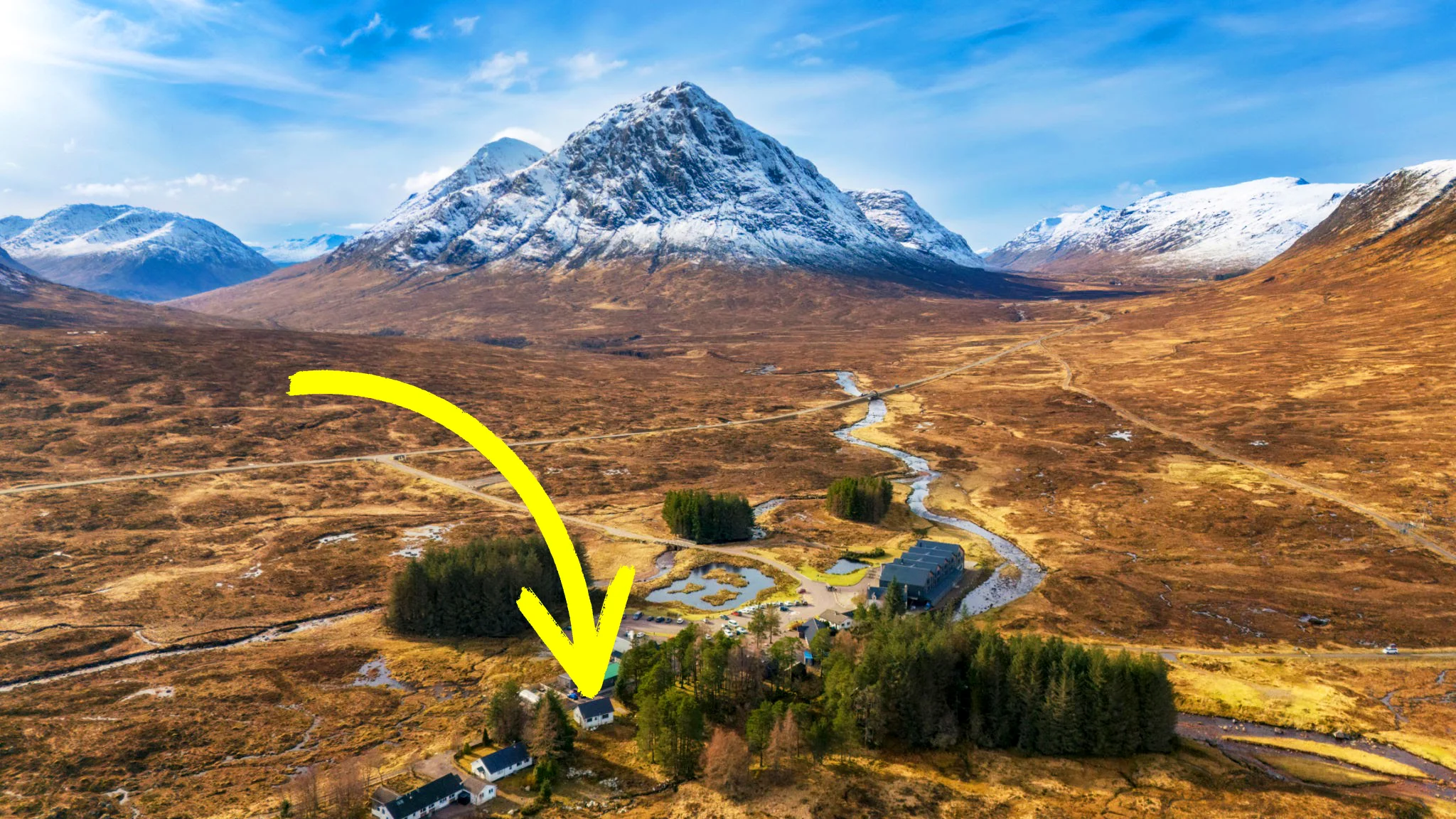 Rannoch Moor looking towards Buachaille Etive Mòr, with a yellow marker picking out Tigh na Coille self-catering holiday cottage